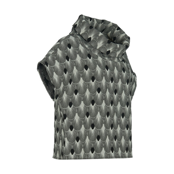 Kozan Suki Top in the monochrome Geisha print SH-4084